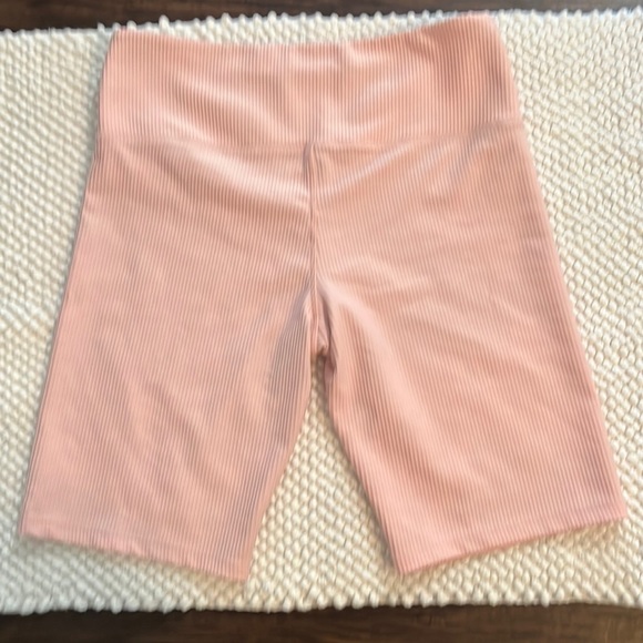 Baby Pink Ribbed Bike Short - Picture 3 of 4